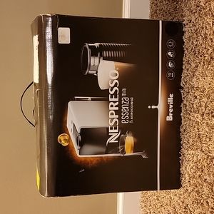 BREVILLE NESPRESSO ESSENZA MINI AND AEROCCINO3